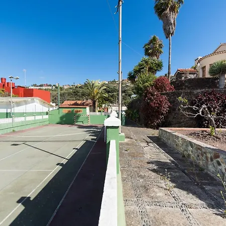 Villa 5br House - Pool & Parking - Tennis Court