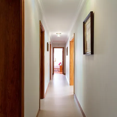 Βίλα 5br House - Pool & Parking - Tennis Court *